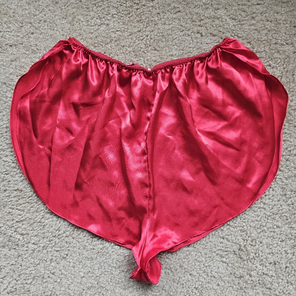 Vintage unbranded red silky satin tap pants side slits USA made size small